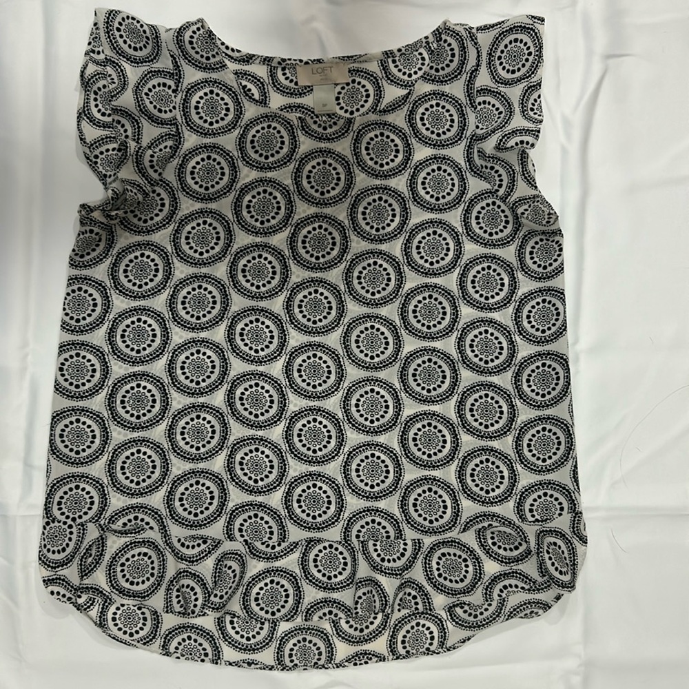 Blouse with ruffles in white and black. Loft brand in small.